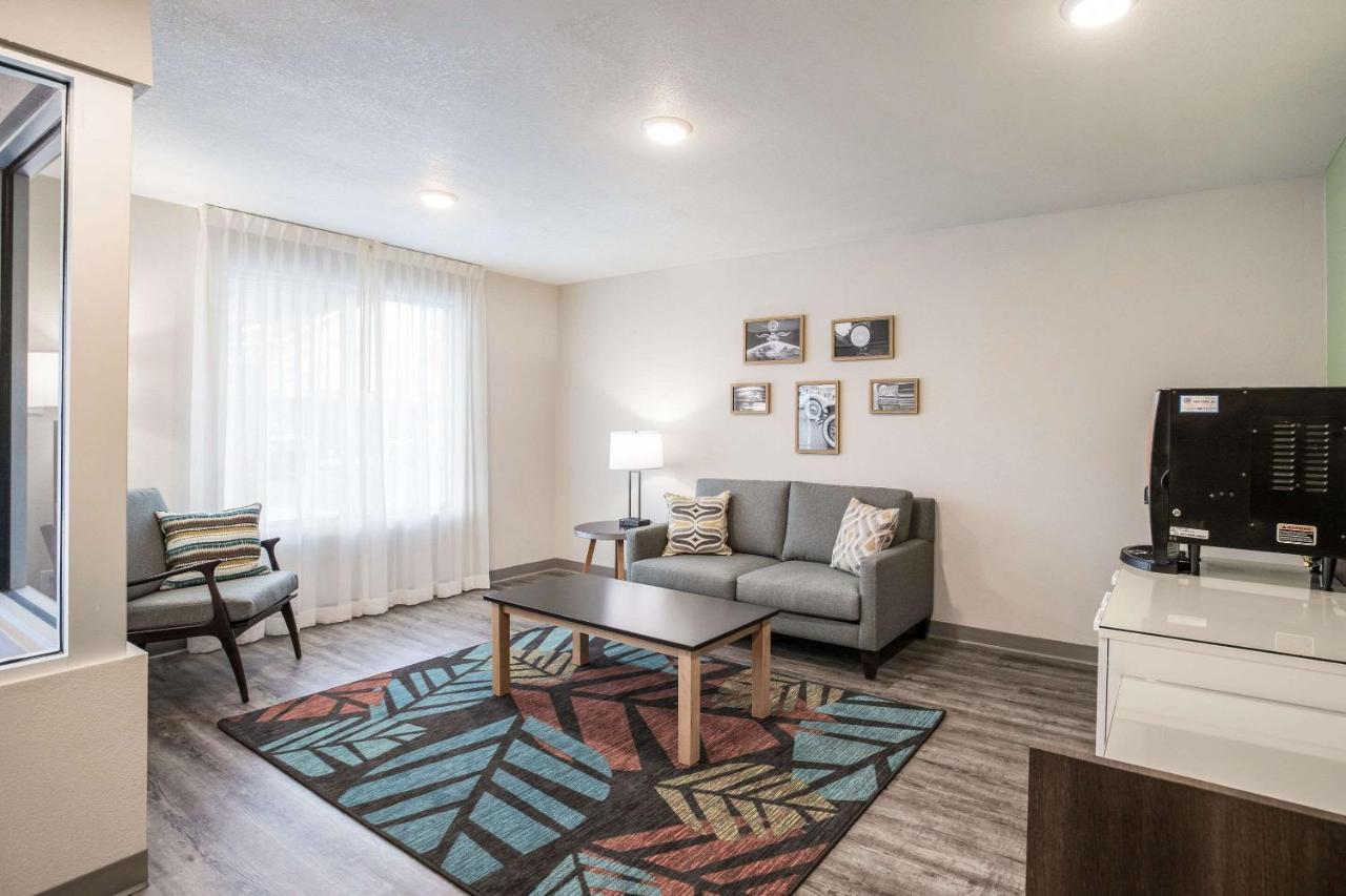 Woodspring Suites Detroit Madison Heights Dış mekan fotoğraf