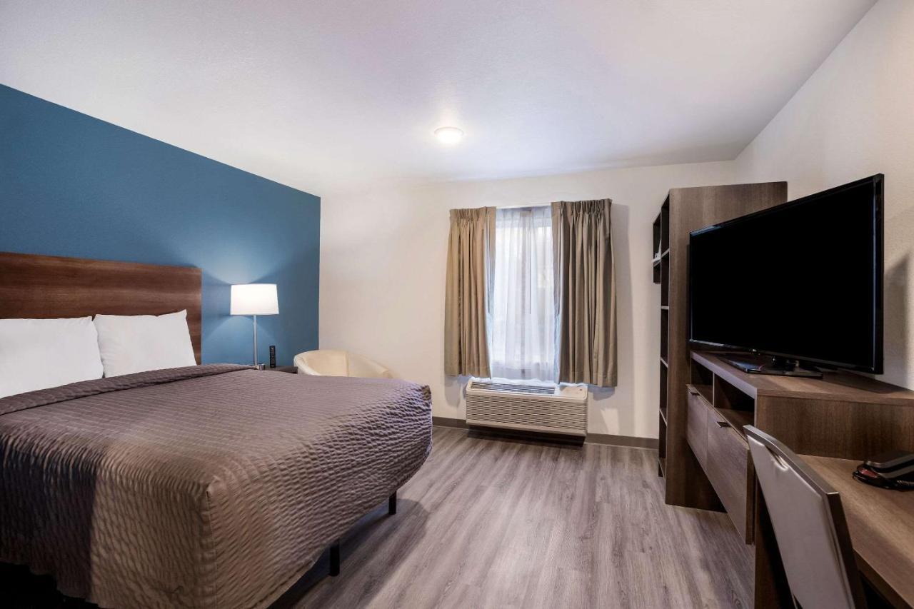 Woodspring Suites Detroit Madison Heights Dış mekan fotoğraf