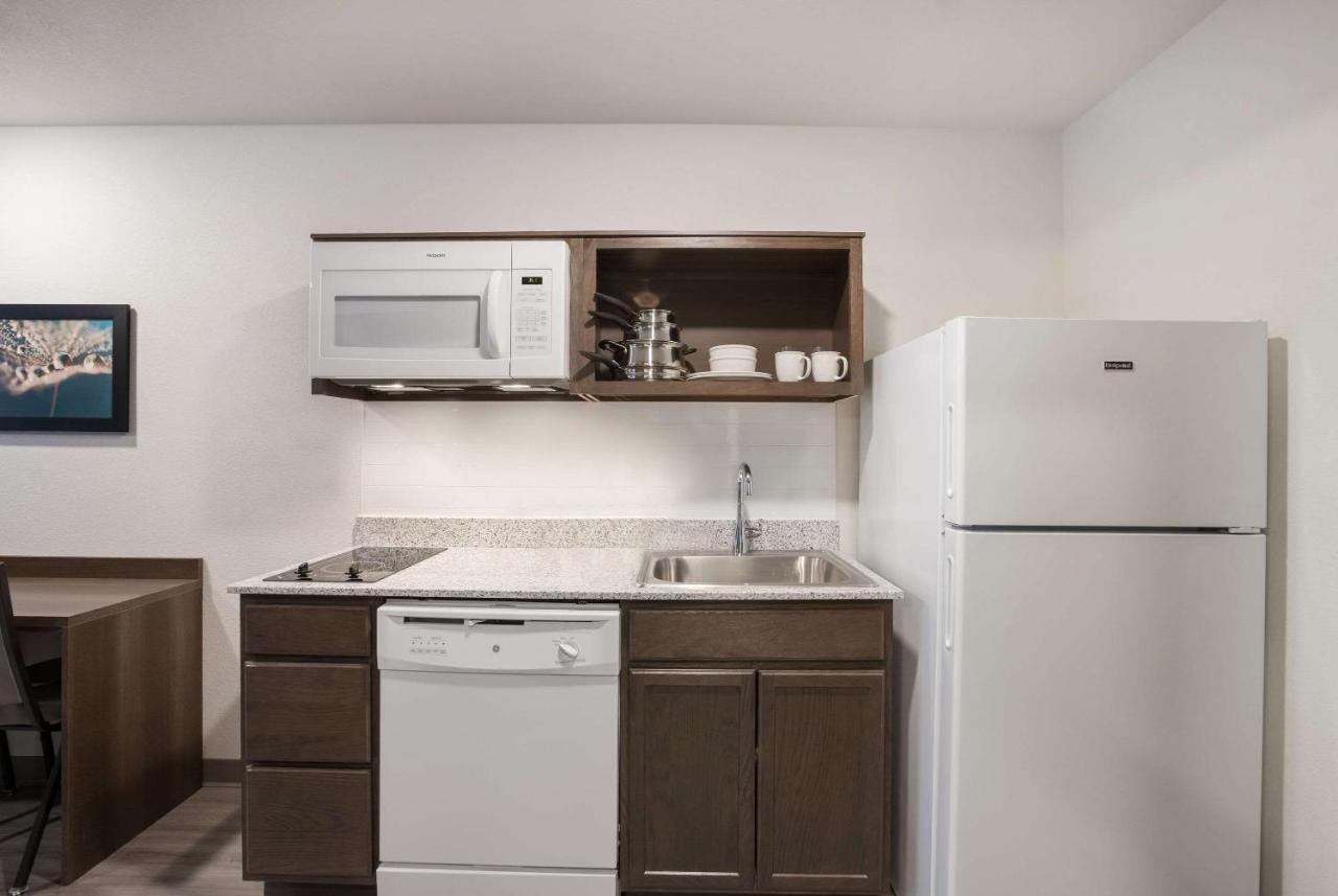 Woodspring Suites Detroit Madison Heights Dış mekan fotoğraf