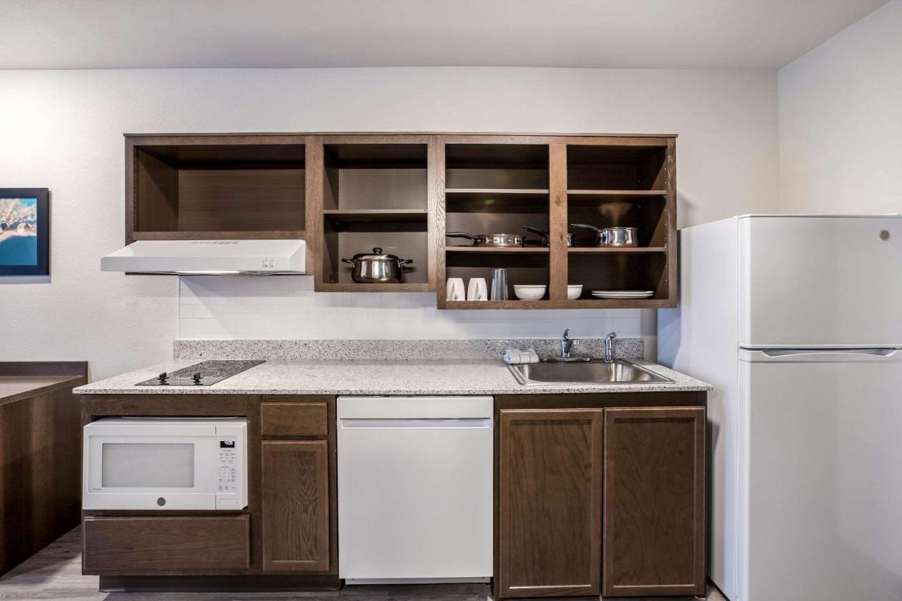 Woodspring Suites Detroit Madison Heights Dış mekan fotoğraf